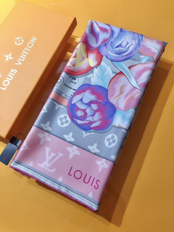 LV silk scarf 90X90cm E08 (15)
